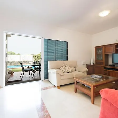 Cosmos Con Gran Piscina Y Jardin Privado Villa *