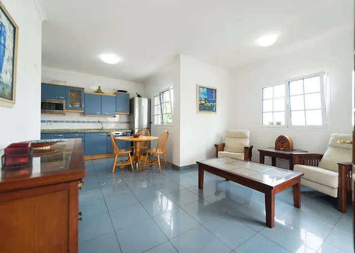 Villa Cosmos Con Gran Piscina Y Jardin Privado