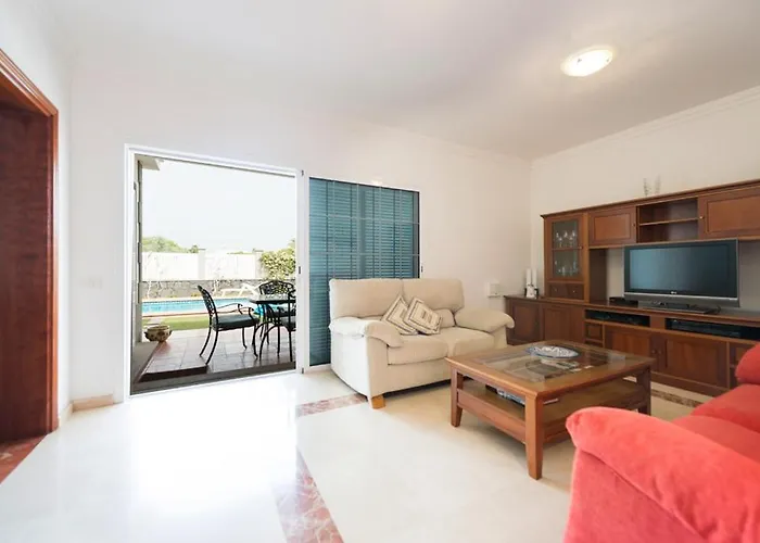 Cosmos Con Gran Piscina Y Jardin Privado Villa *